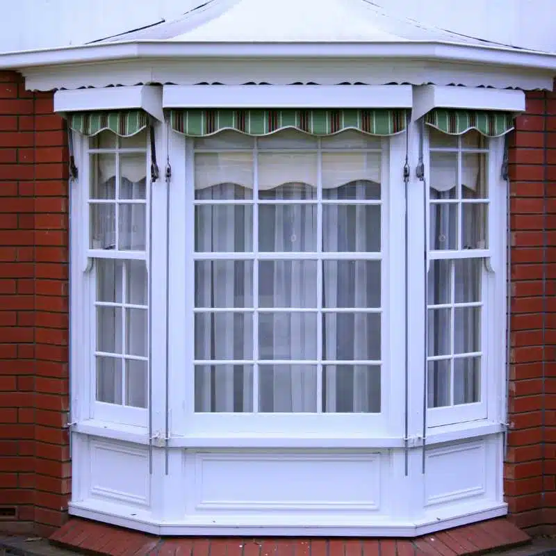 chesterfield bay windows